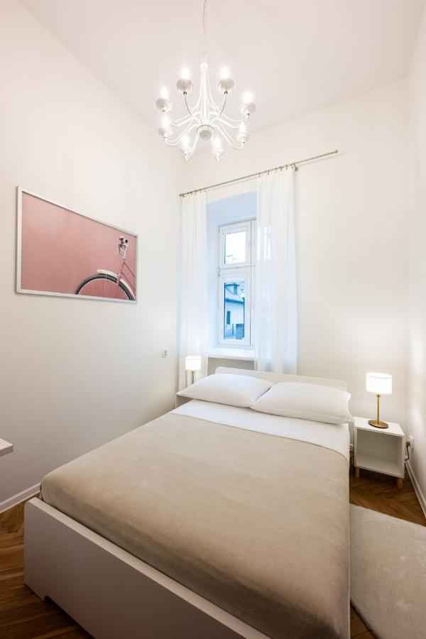 Native Apartments Skawinska 5 Krakau Buitenkant foto
